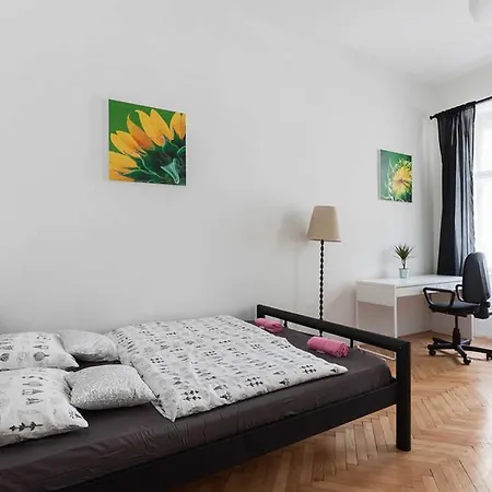 Rehorova 44 Apartment Prag
